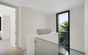Property slide 60