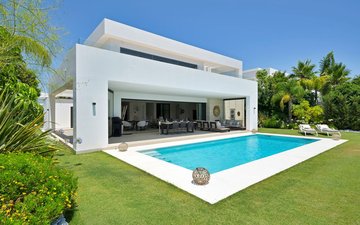 Property slide 80