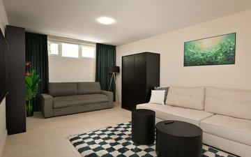 Property slide 19