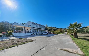 Property slide 10