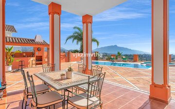 Property slide 32