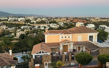 Property slide 48