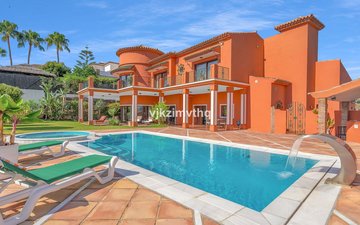 Property slide 50