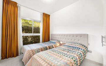 Property slide 19