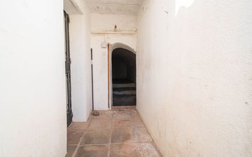 Property slide 14