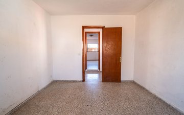 Property slide 24