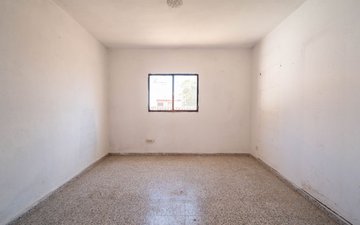 Property slide 27