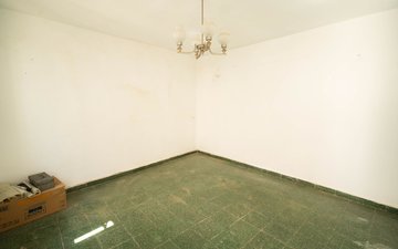 Property slide 5