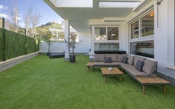 Property slide 8