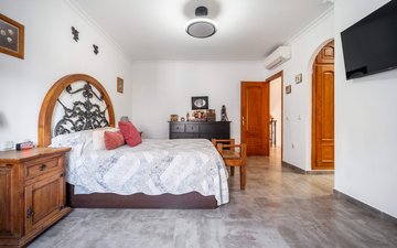 Property slide 12