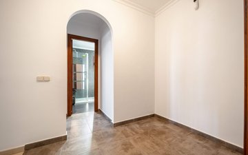 Property slide 22