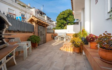 Property slide 24