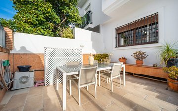 Property slide 25