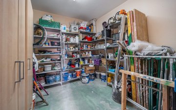 Property slide 50