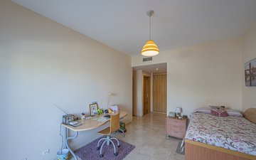 Property slide 19