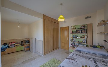 Property slide 20
