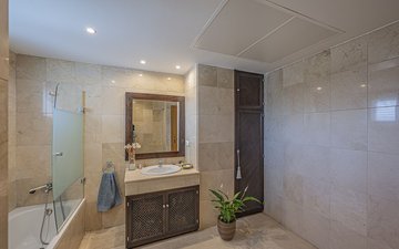 Property slide 40