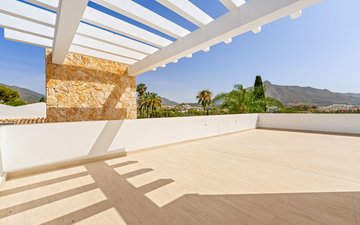 Property slide 48