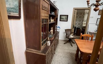 Property slide 22