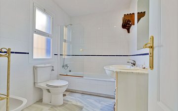 Property slide 16