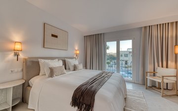 Property slide 14