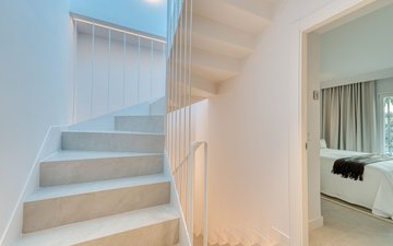Property slide 31