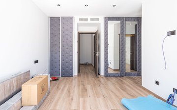 Property slide 7