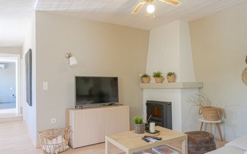 Property slide 19