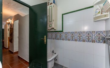 Property slide 16