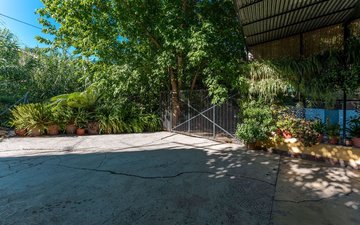 Property slide 24
