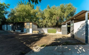 Property slide 27