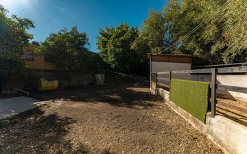 Property slide 30