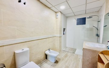 Property slide 20