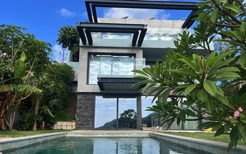 Property slide 17