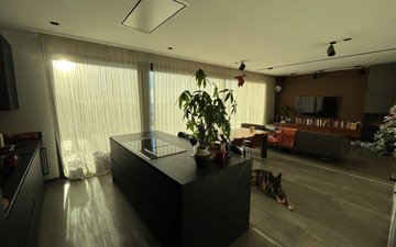 Property slide 25