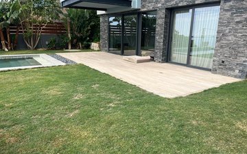 Property slide 17