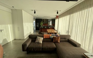 Property slide 7