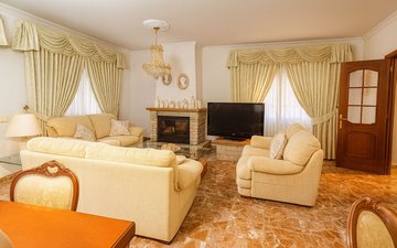 Property slide 25