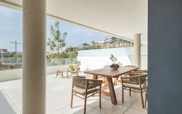 Property slide 19