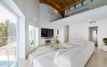Property slide 18