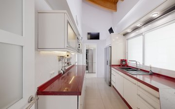 Property slide 20