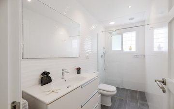 Property slide 76