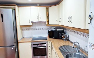Property slide 16