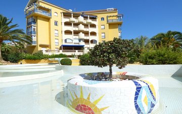 Property slide 49
