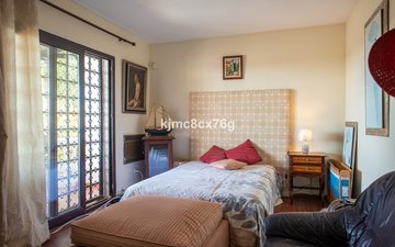 Property slide 22