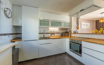 Property slide 30
