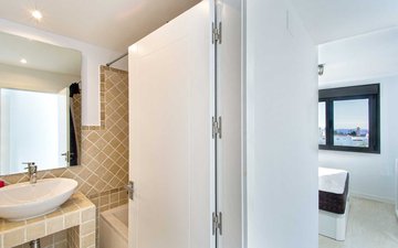Property slide 24