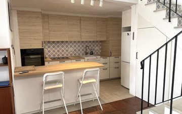 Property slide 10