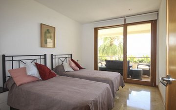 Property slide 10