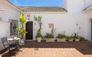 Property slide 25